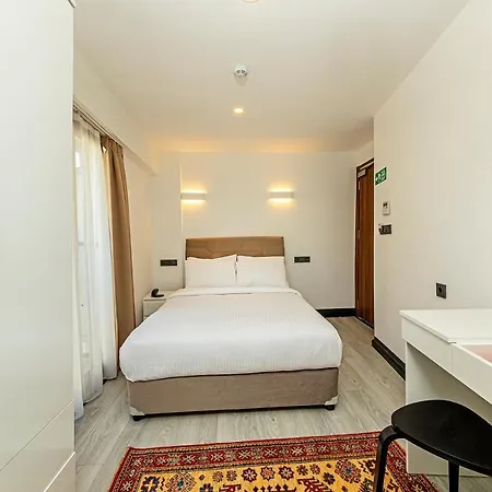 Septimum Hotel 3*