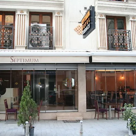 Septimum Hotel 3*